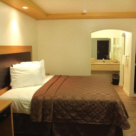 Maverick Inn Eagle Pass Εξωτερικό φωτογραφία